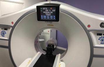 Mammographie, scanner et autres équipements de radiologie sont les principaux dispositifs médicaux utilisés. 